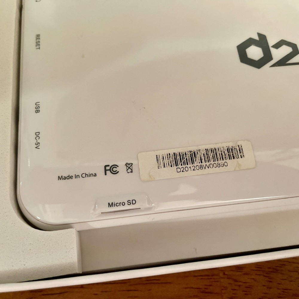 D2 Pad Internet Tablet DII White 7" Android 4.0 Built In Front Camera Pre Loaded