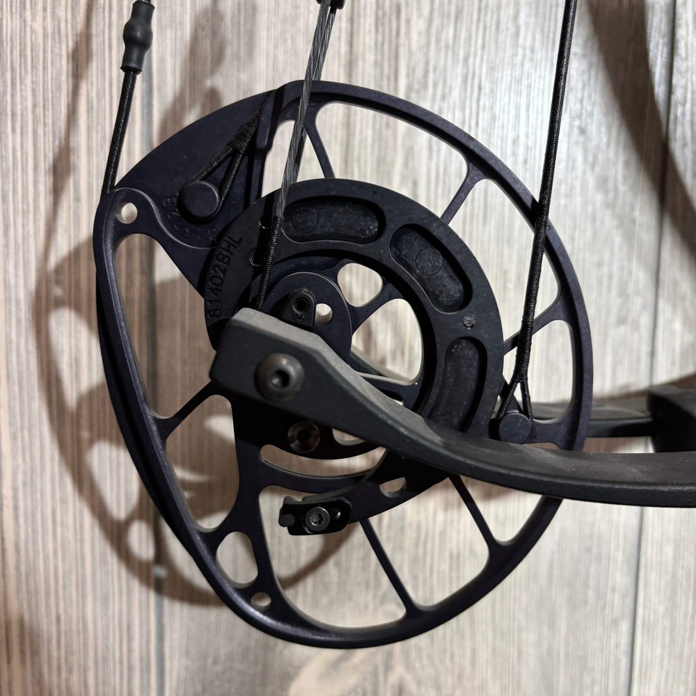 Used PSE Mach 30 DS EC2 Black RH 70#