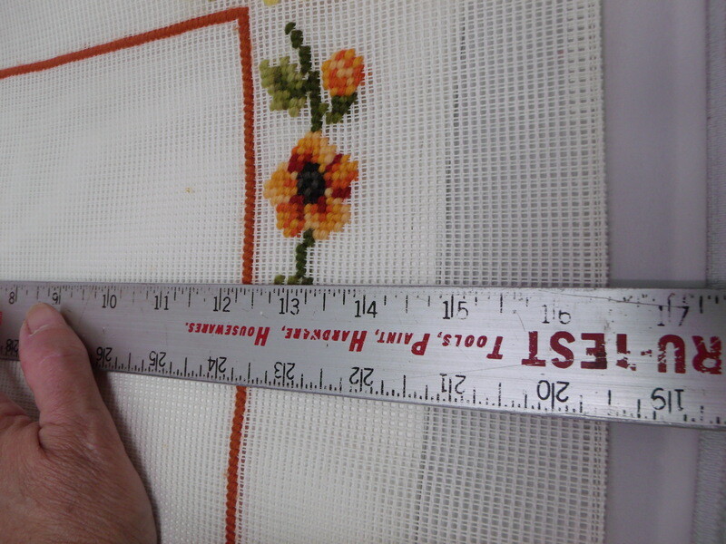 Vintage HTF Dritz Needlepoint Canvas Daisy Frame with Instructions