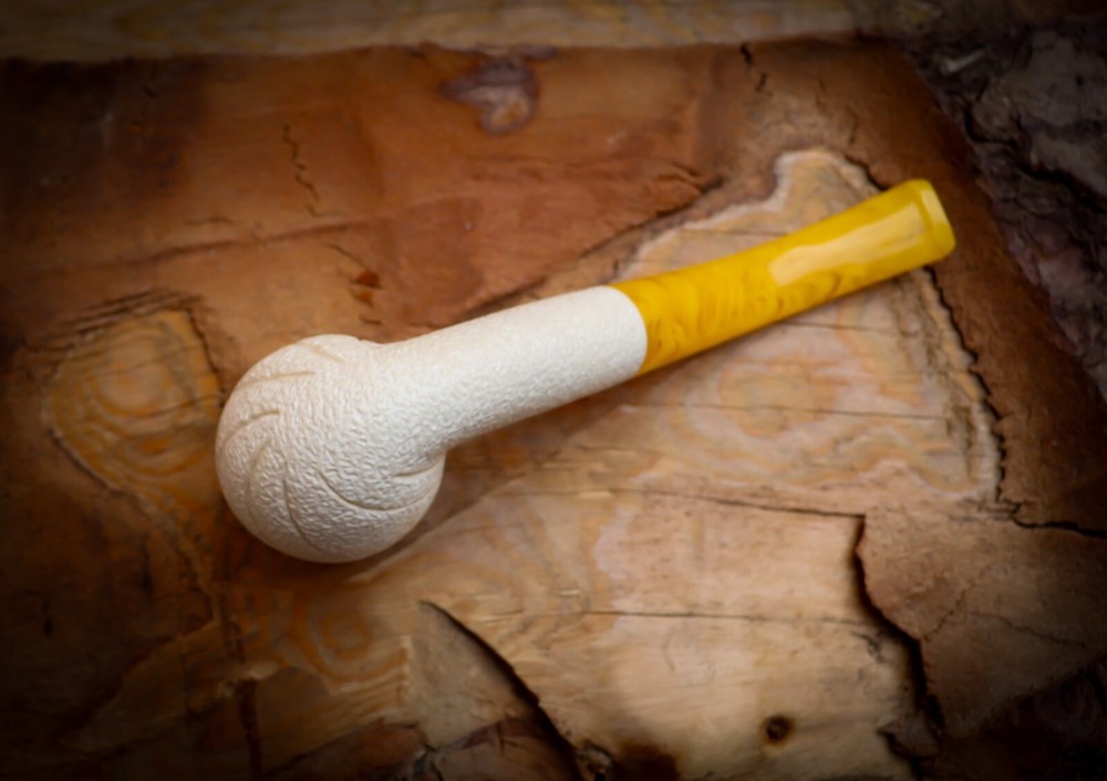 Rustic Patterned Special Hand Crafted Lee Van Cleef Meerschaum Pipe