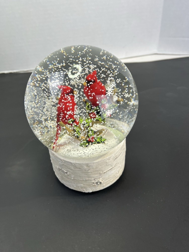 Cardinal Musical Snow Globe R