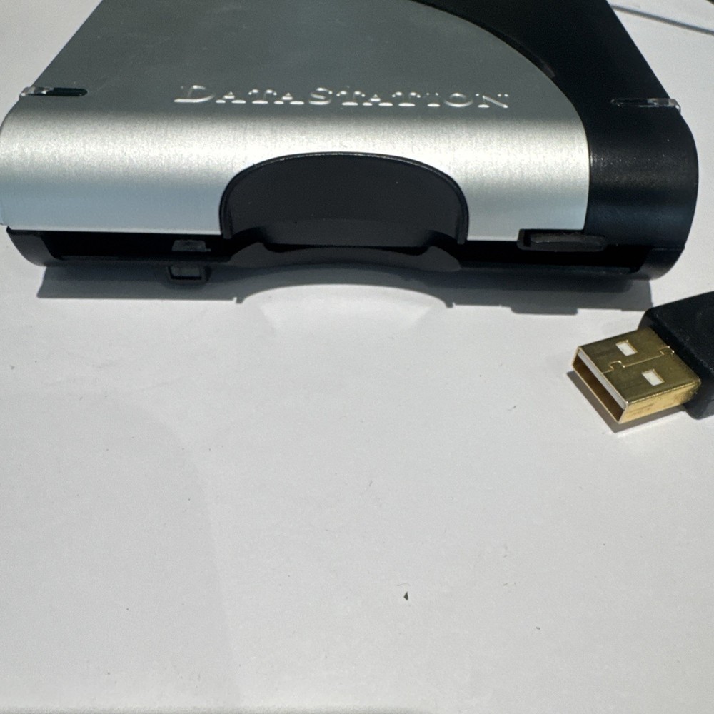 DataStation 7in1 USB 2.0Floppy Disc CF,MMC,SD,MS,Pro Reader Working