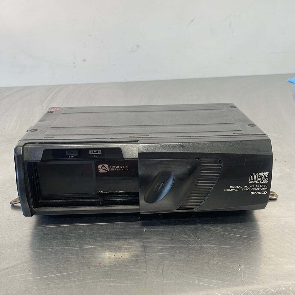 98-02 CAMARO 10 DISC DISC CHANGER OEM #82