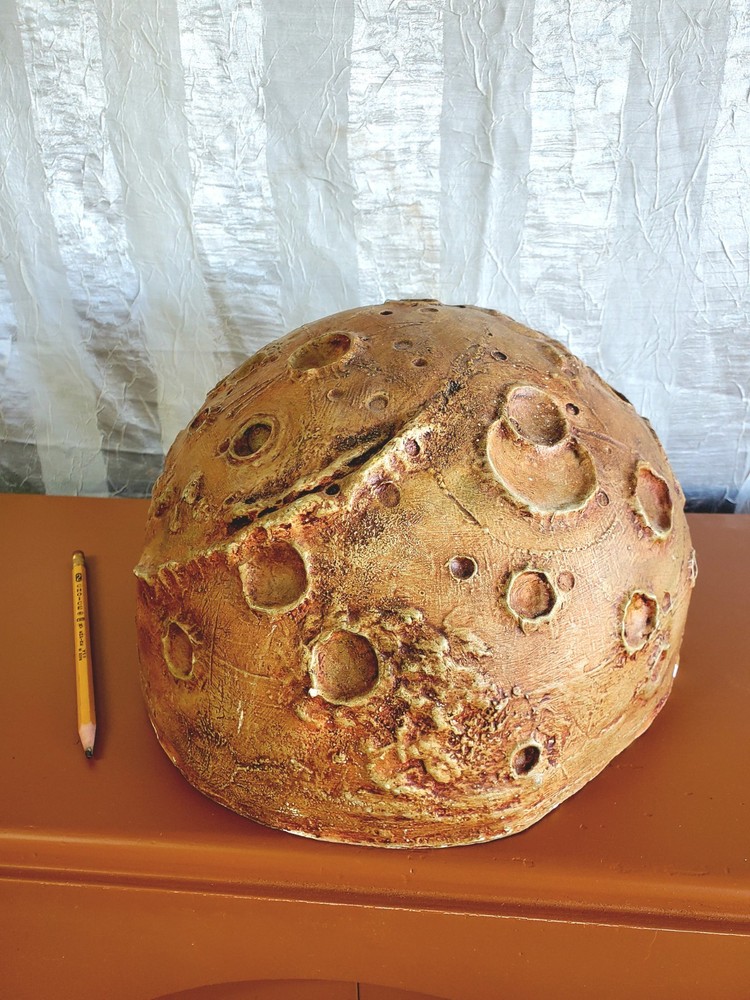 REALISTIC SCULPTURE of the MOON