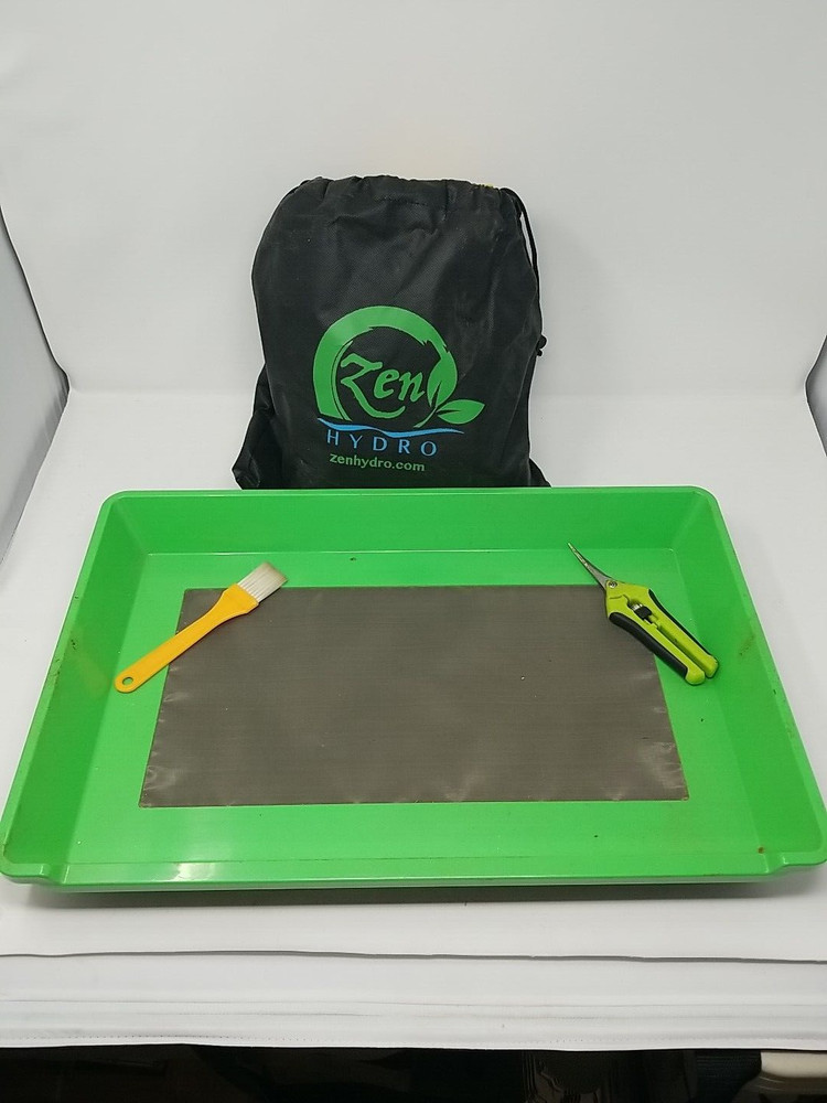 Trimming Tray , 5 Bubble hash Bags Lot