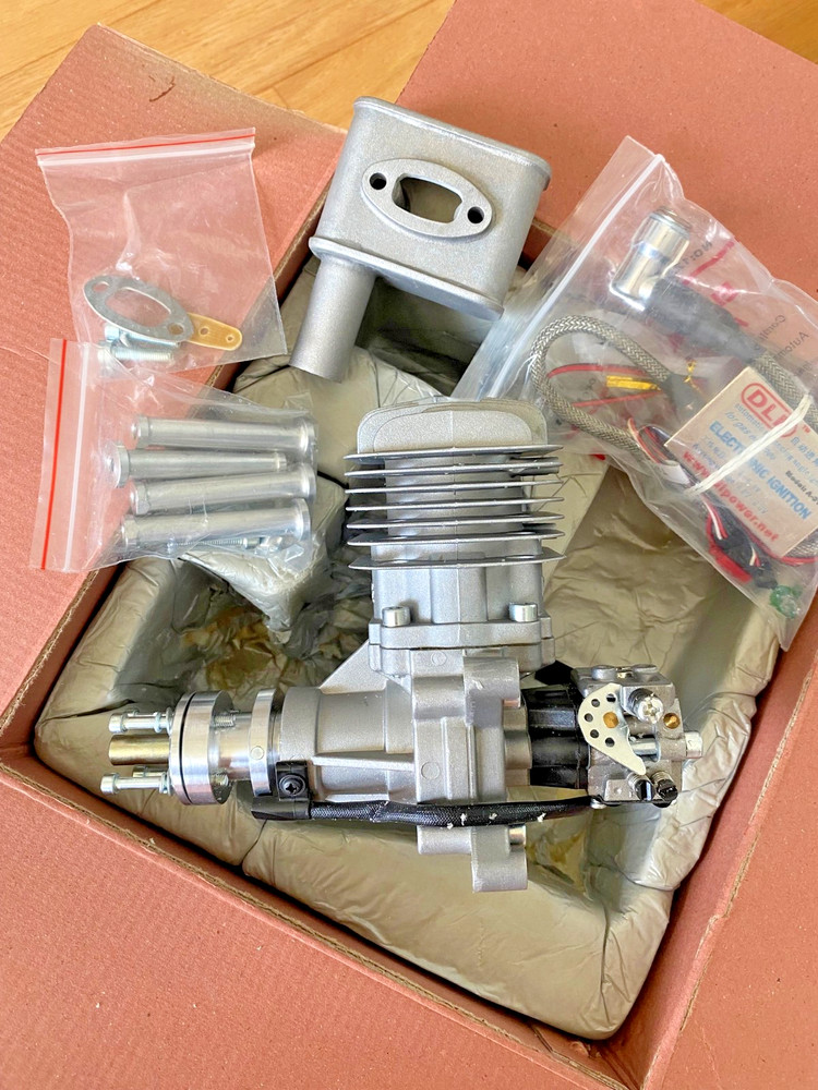 New DLE30 30cc 2-cycle gasoline engine