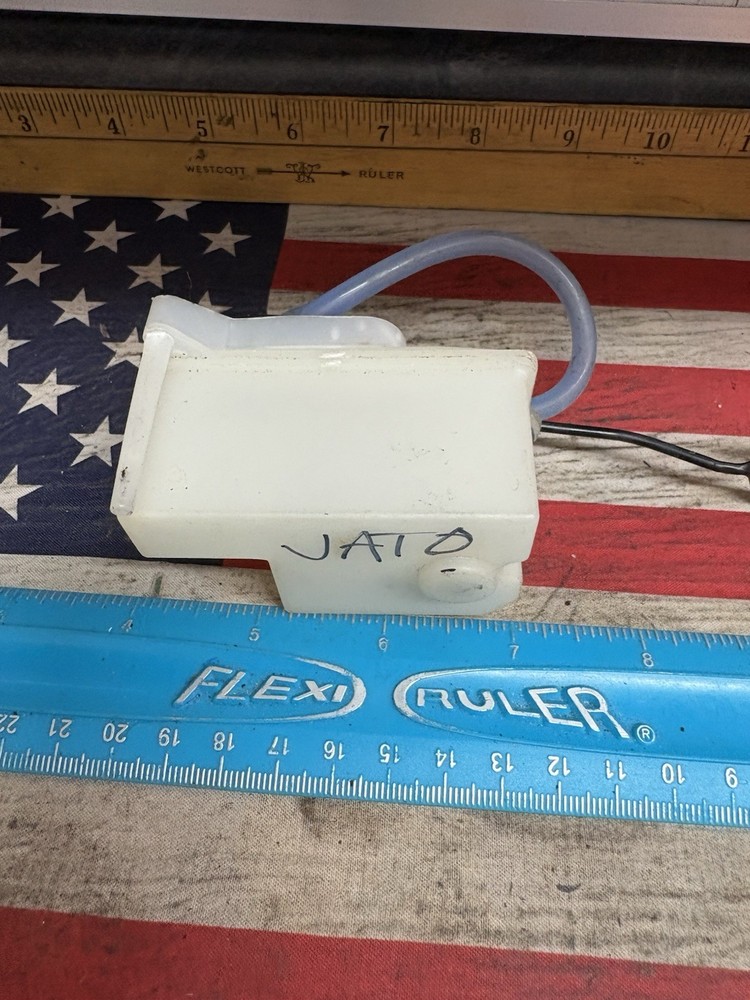 RC Nitro Fuel Tank: PreOwned USA Shipped