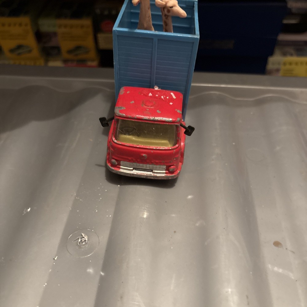 CORGI BEDFORD + ANIMALS