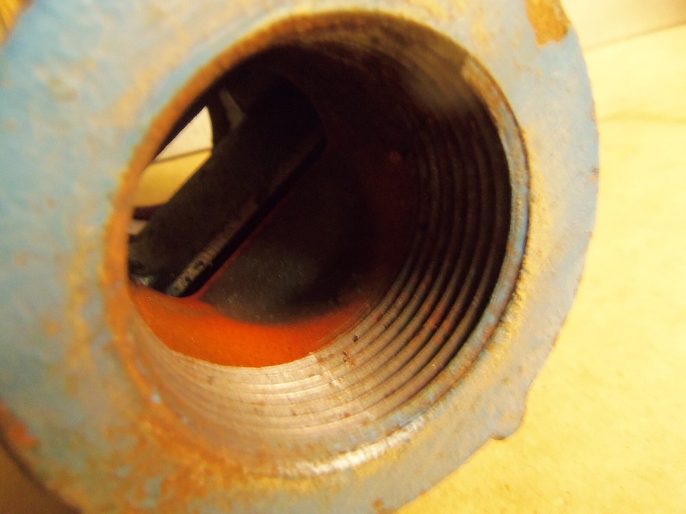 DeZurik – 1 ¼” Threaded Steel Valve (NOS)