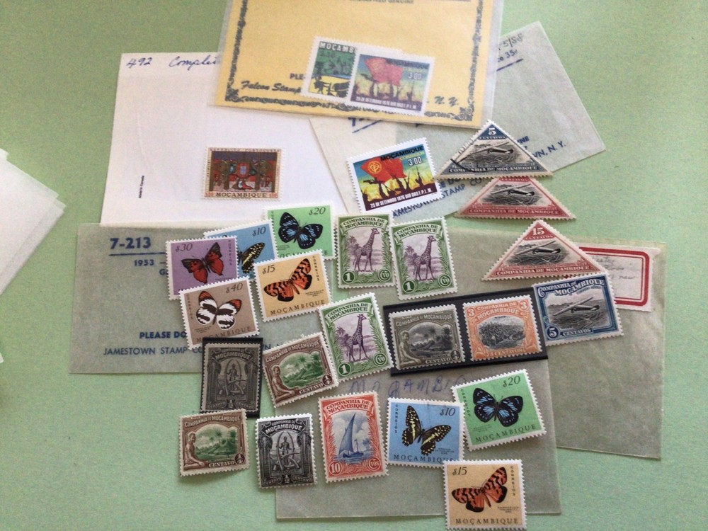 Mozambique  vintage  stamps Ref 65687