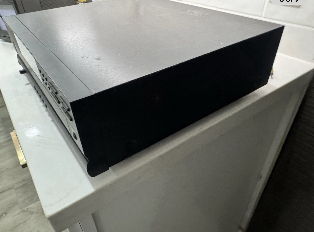 Vintage Harman Kardon FL-8350 CD Changer(5disc), Tested Working