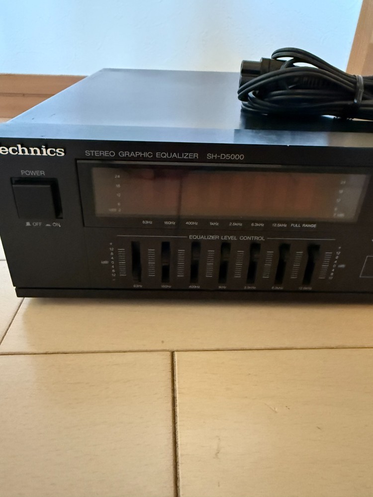 Technics SH-D5000 Stereo Graphic Equalizer Spectrum Analyzer AC 100V Used Tested