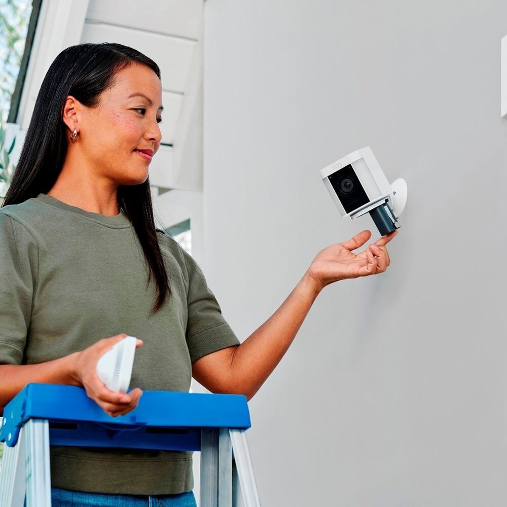 Ring Spotlight Cam Plus Wireless Battery Security Camera with Solar Panel Black