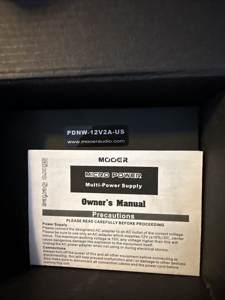 Mooer Micro Power Compact Multi-Output Power Supply
