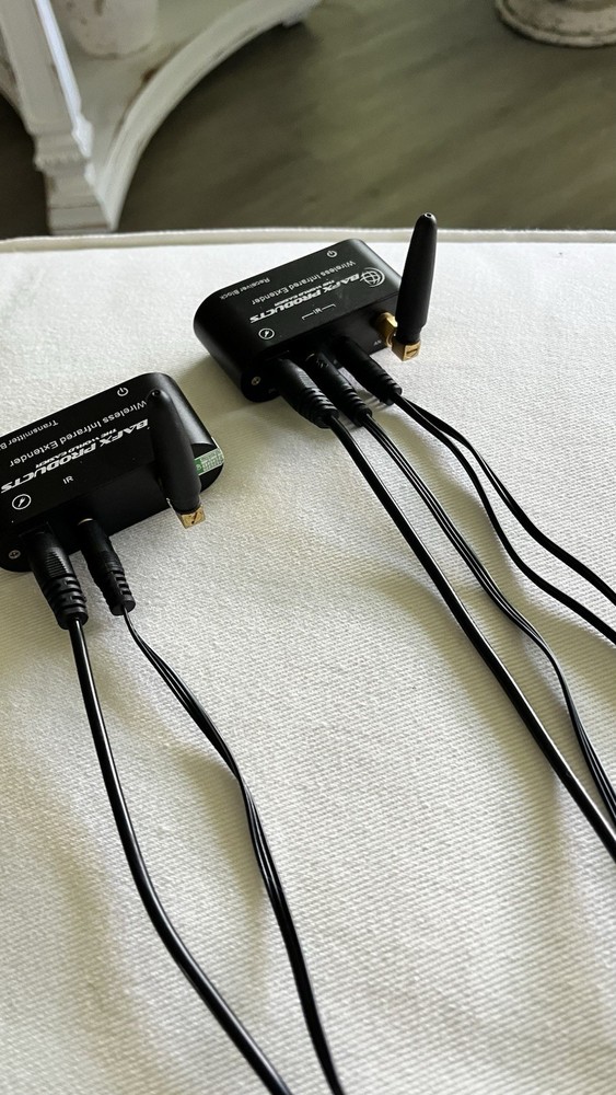 BAFX Products RF Wireless IR Repeater Kit/Infrared Remote Control Extender Kit