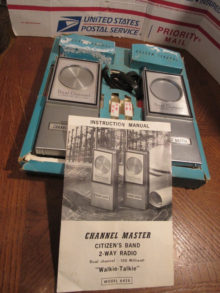 Vintage Channel Master Solid State Superheterodyne Transceiver Set