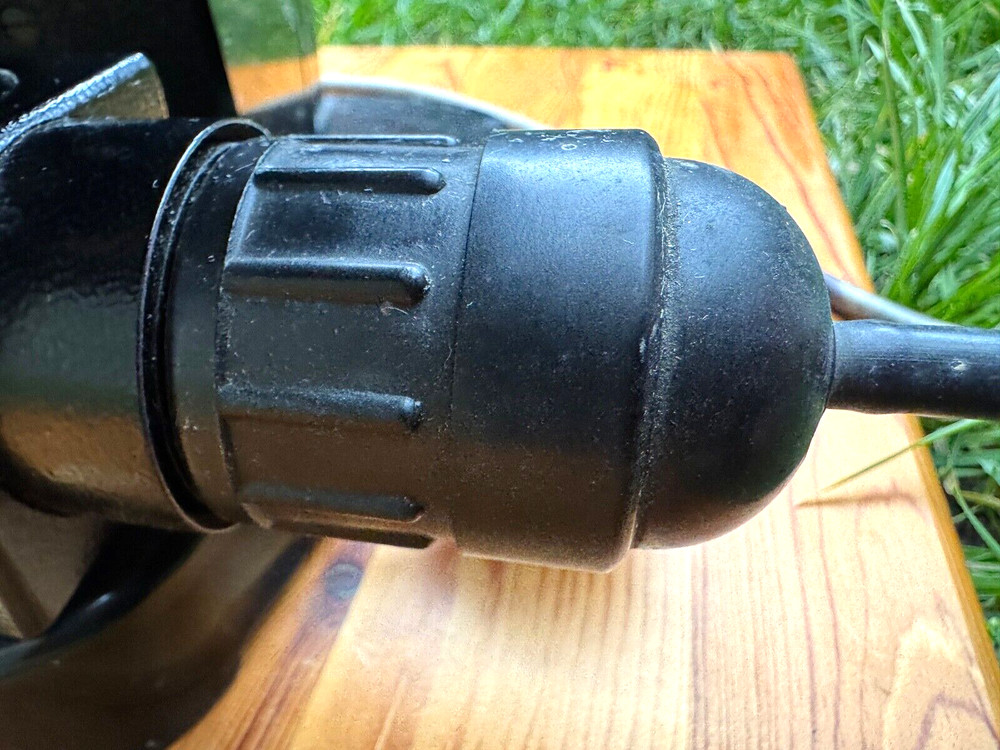 Vintage Microscope Ernst Leitz Wetzlar | Germany | Mid-20th Century Introducing