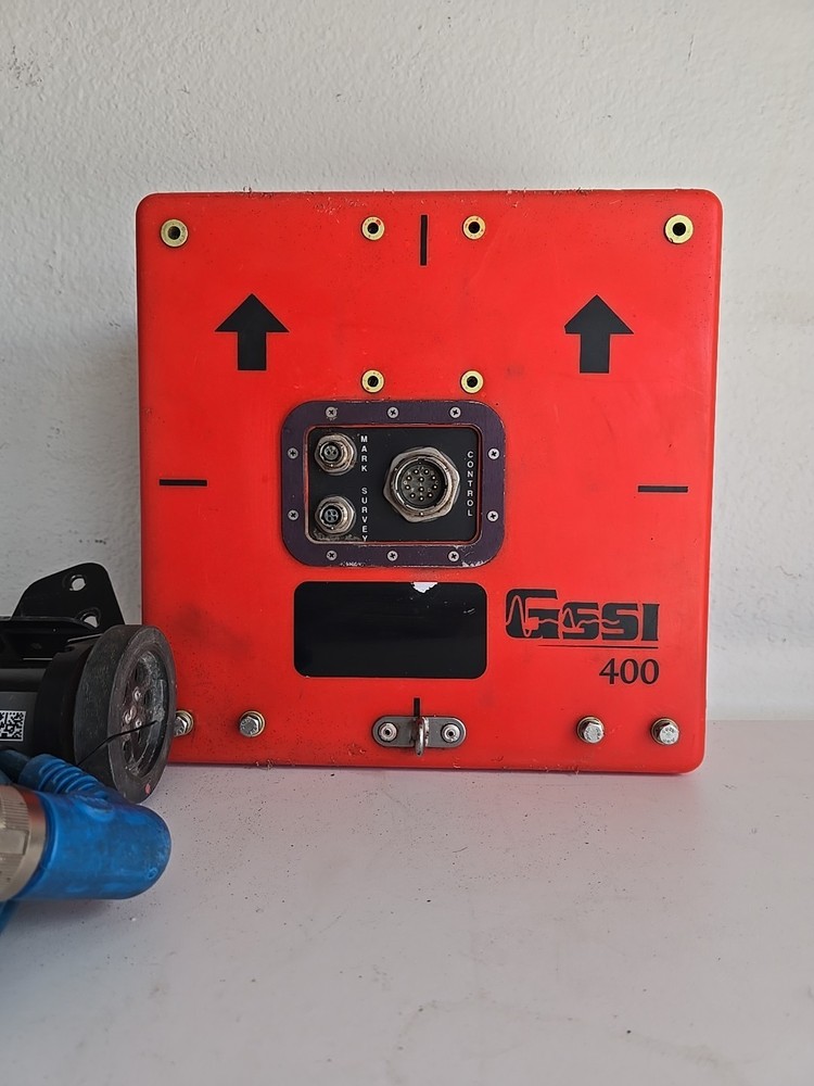 GSSI 400 MHz Radar Antenna Geophysical Survery System W/ Encoder Assy