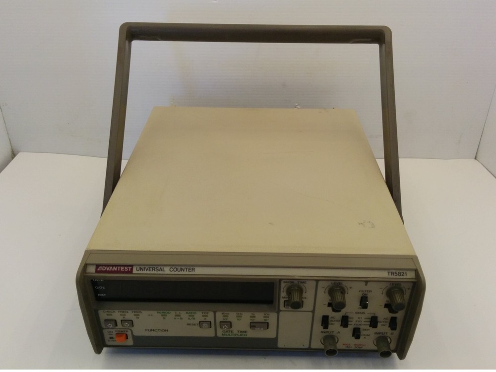 ADVANTEST TR5821 UNIVERSAL COUNTER, MAX 100Vrms, 1M OHMS 30pF