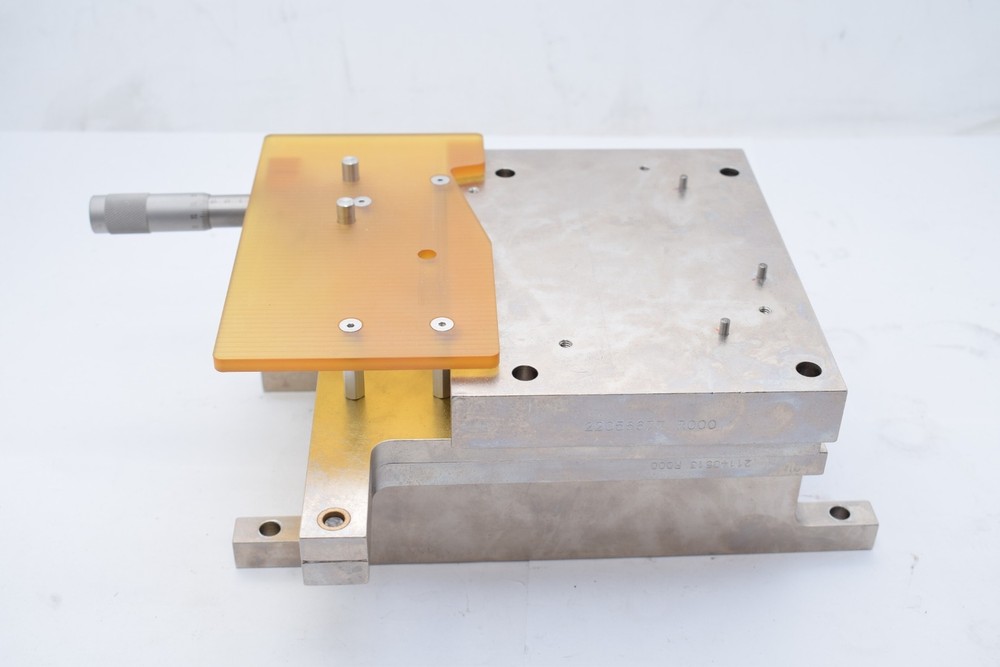 NRC 22056677-R000 X Axis Linear Slide Micrometers