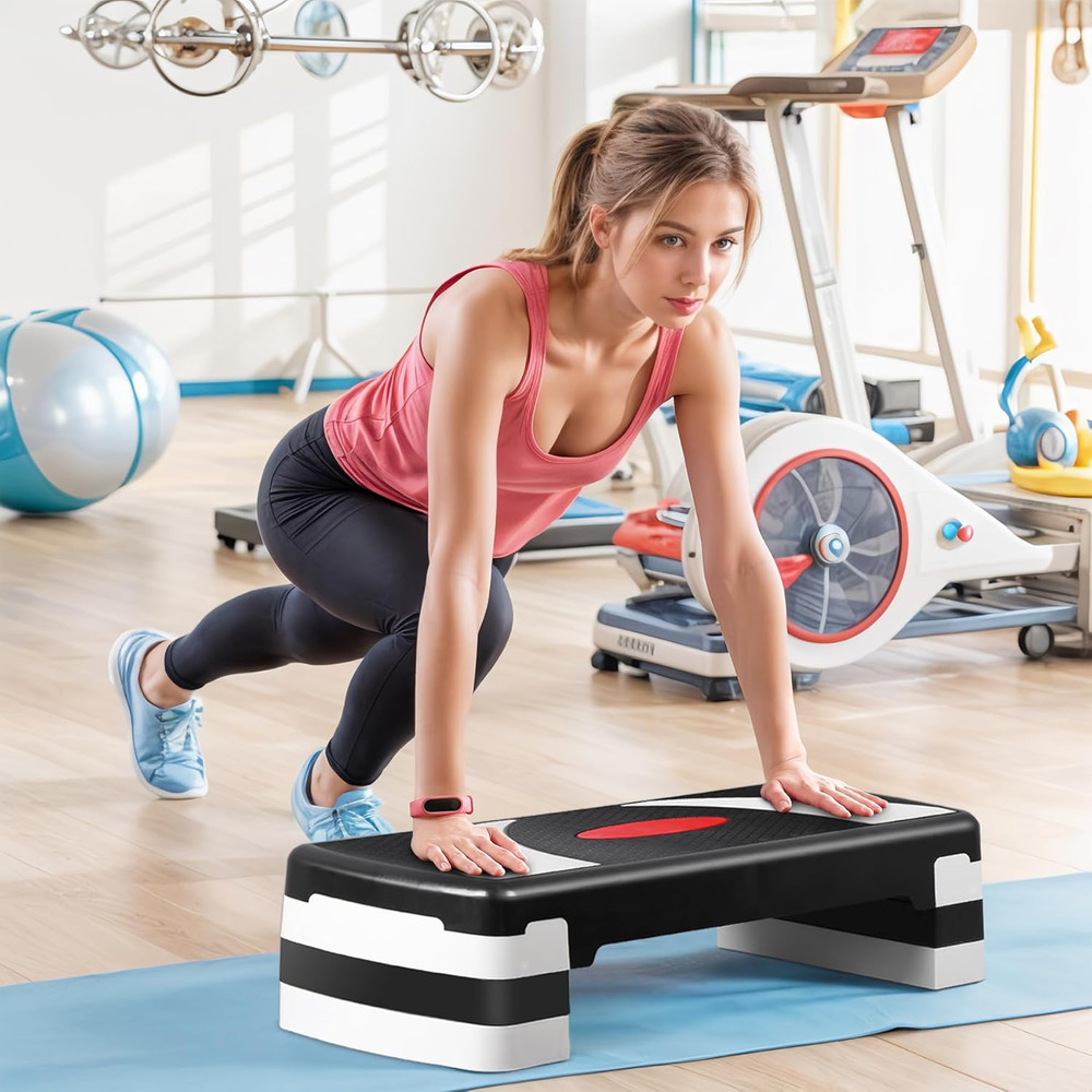 31 Inch Adjustable Workout Aerobic Step, Exercise Platform Trainer W 4 Adjustabl