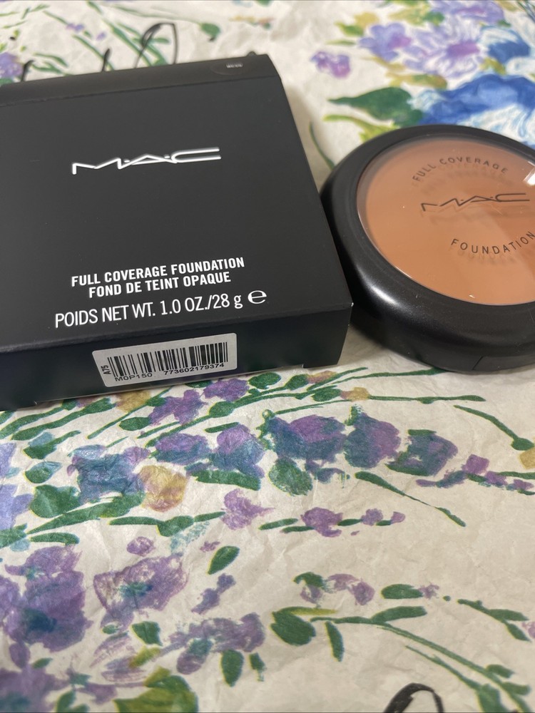 Mac Full Coverage Foundation (NC55)