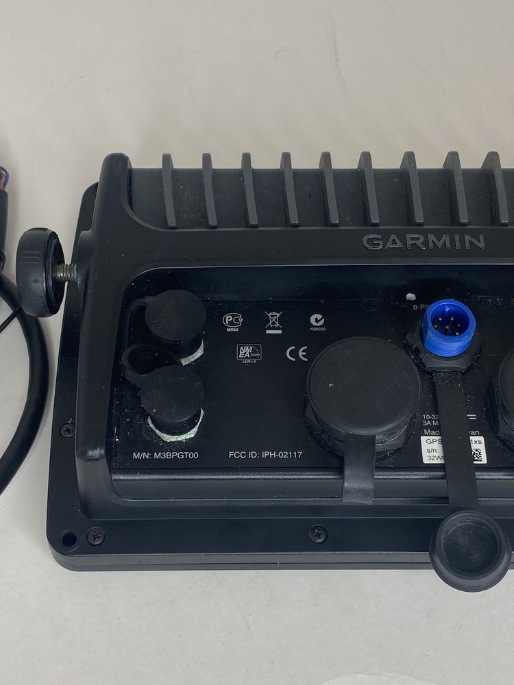 DEFECTIVE Surface damaged Garmin GPSmap 741XS GPS Chartplotter Multifunc G3D