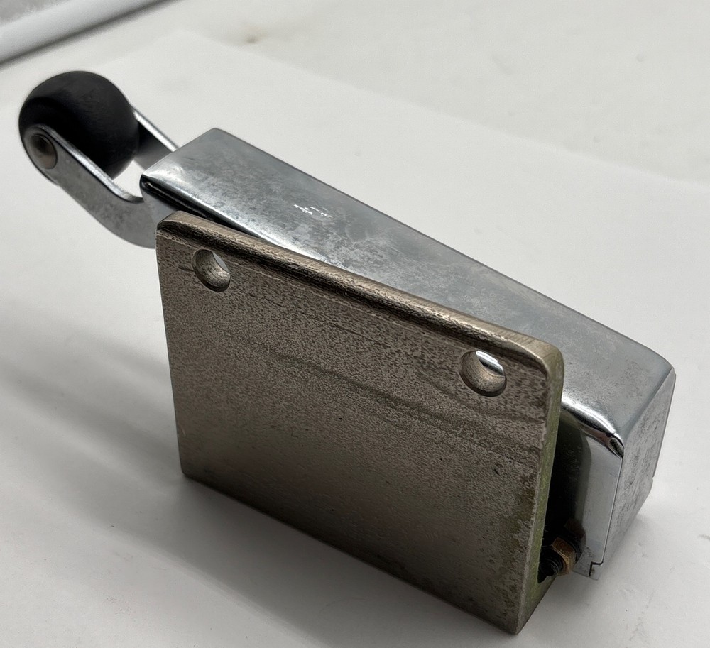Kason 1095 Door Closer Spring Action