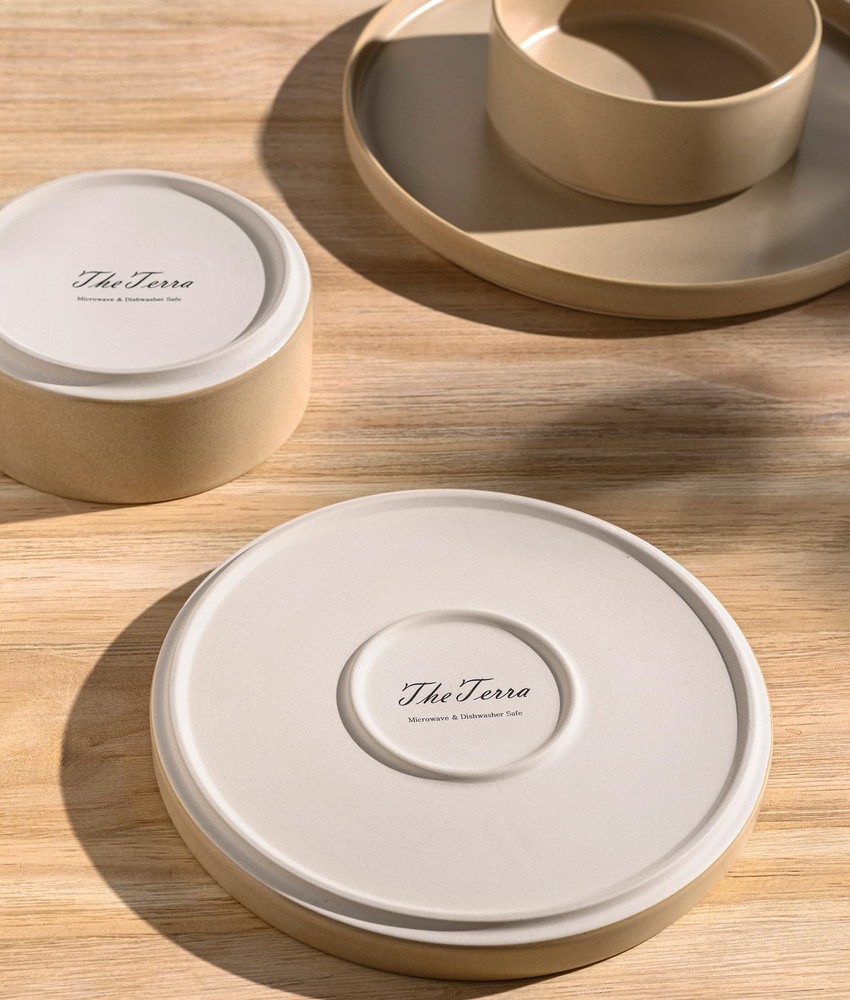 Ceramic Dinnerware Sets for 6, 18 Pieces Porcelain Lightweight Plates and Bow...