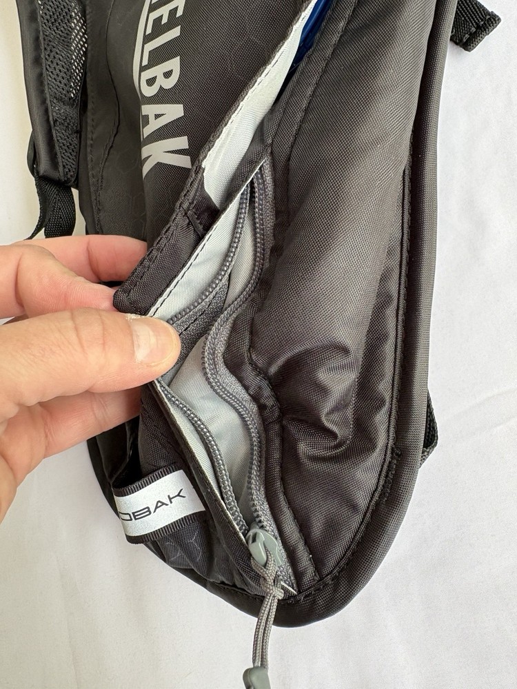 CamelBak Hydrobak Hydration Pack Backpack 50oz 1.5L Water Bladder Black