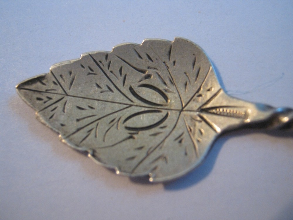 Dutch 833 Silver Twisted Stem Leaf Handle 4 1/4" Spoon, Sword & *AP* Assay Marks
