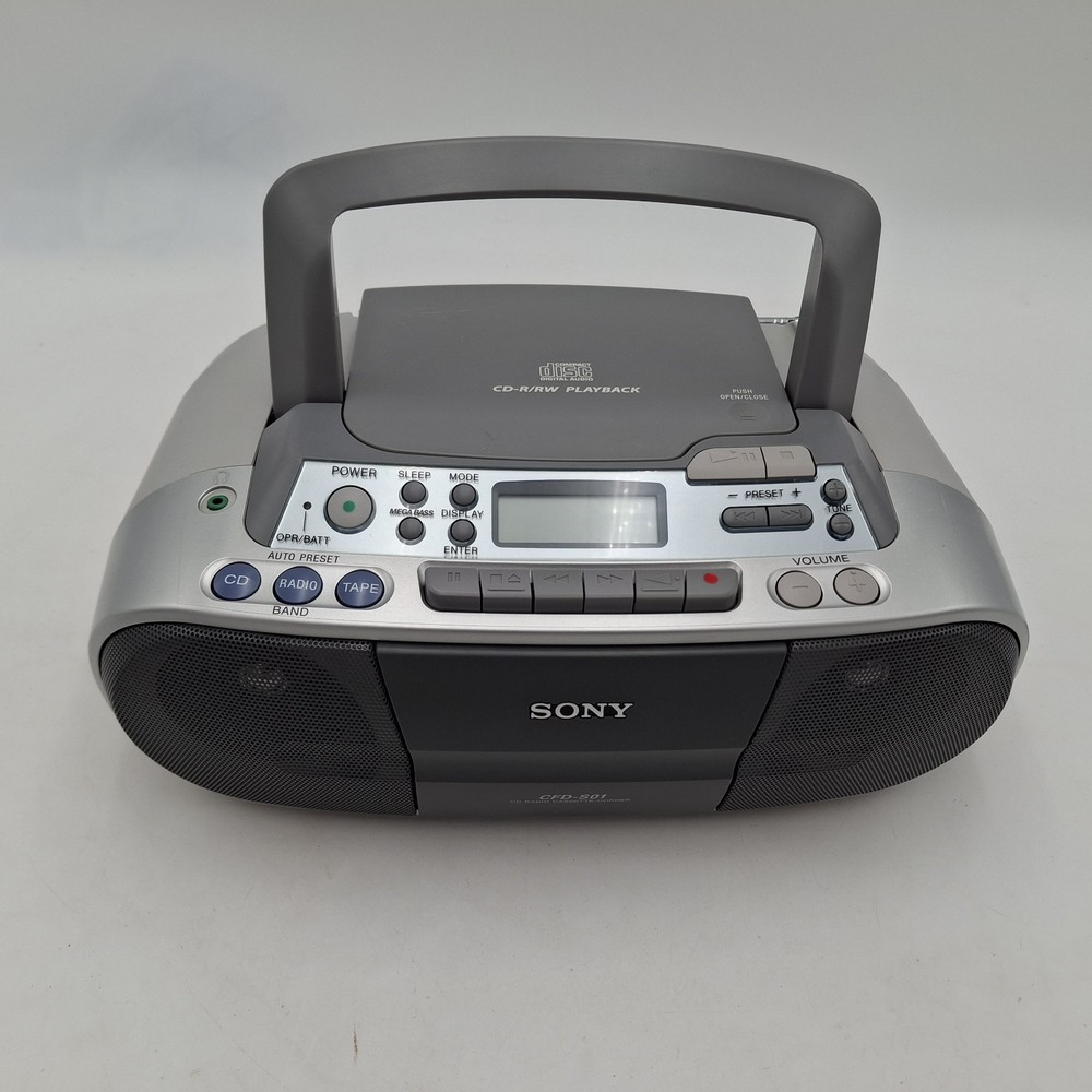 Sony CFD-S01 CD/Radio/Cassette Boombox - Issues Read Description