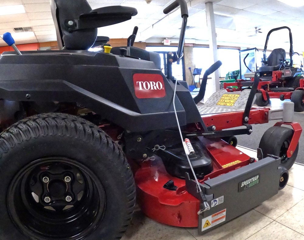 Speedtrap® Chute Blocker Toro® TimeCutter® 50/54/60" 90 sec install! No drill