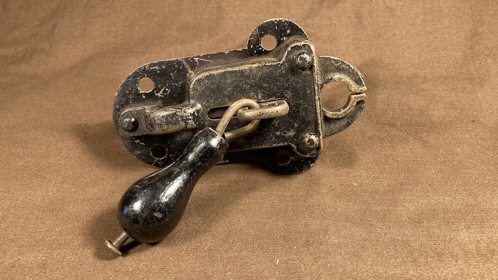 Vintage Antique Spring Load Lock Latch Pull Down Barn Gate Door Unusual Hardware