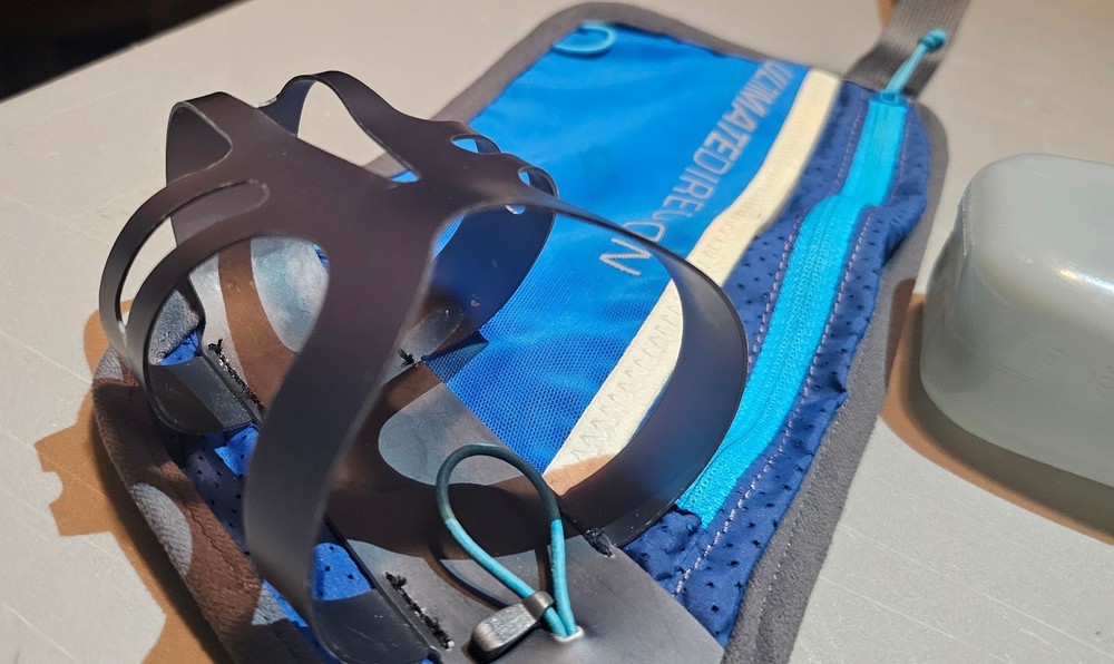Ultimate Direction Access 300 Hydration Pack