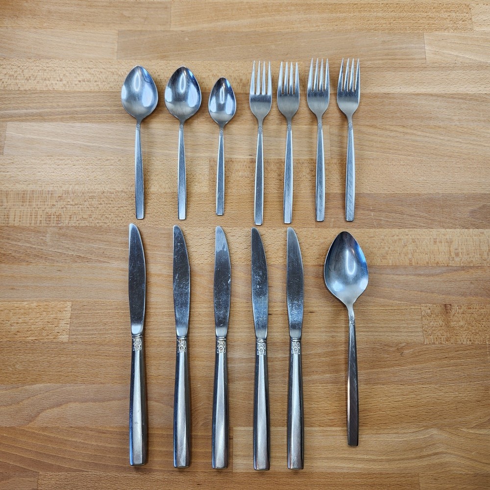 Vintage Oneida 'Melissa' Stainless Flatware- 13 Pieces