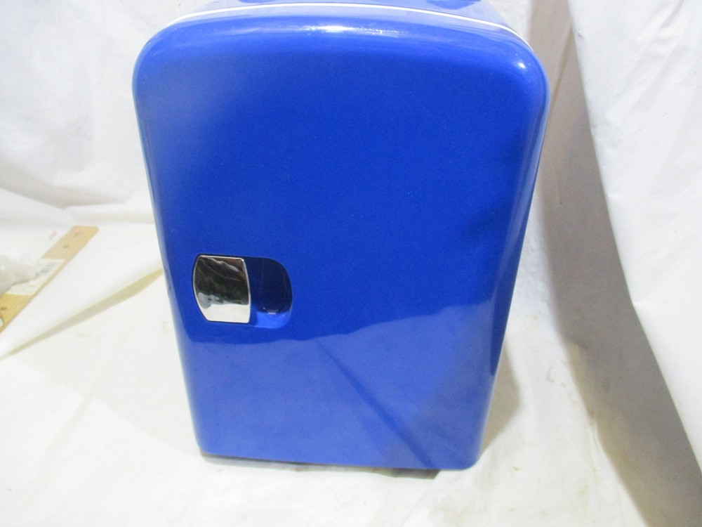 Blue Mini Thermometric cooler/warmer YT-A-400A Size 4L