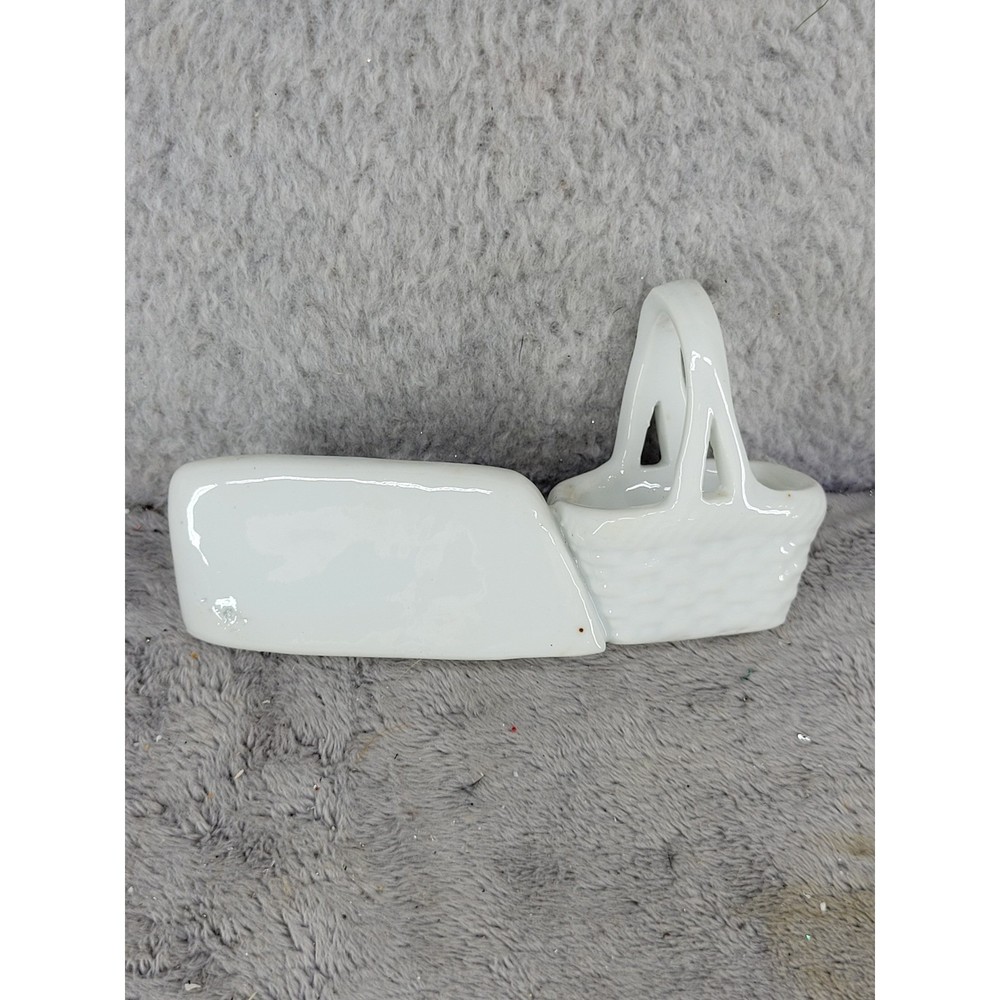 Small White Ceramic Basket Floral Name Plate Accessory
