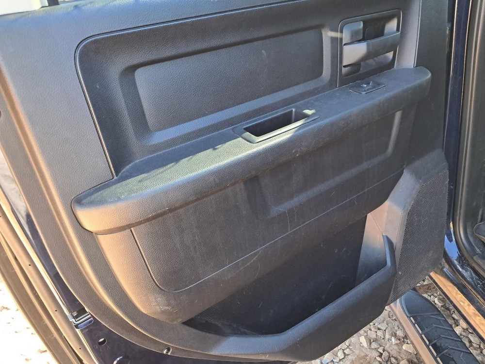 TDODR2500 2015 Glove Box 4827988