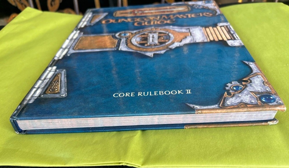 Dungeons & Dragons Dungeon Master's Guide Core Rulebook II (2) First Print 2000