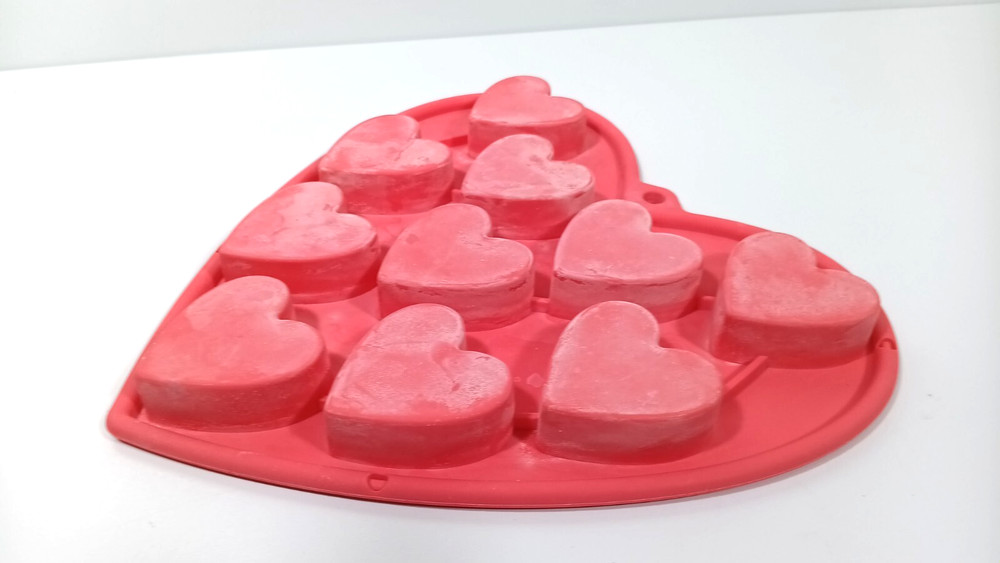 Valentines Red Heart Chocolate Mold Used Read