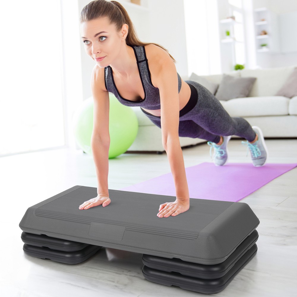 28'' Aerobic Step Platform Exercise Workout Stepper Non-Slip Surface W/4 Risers