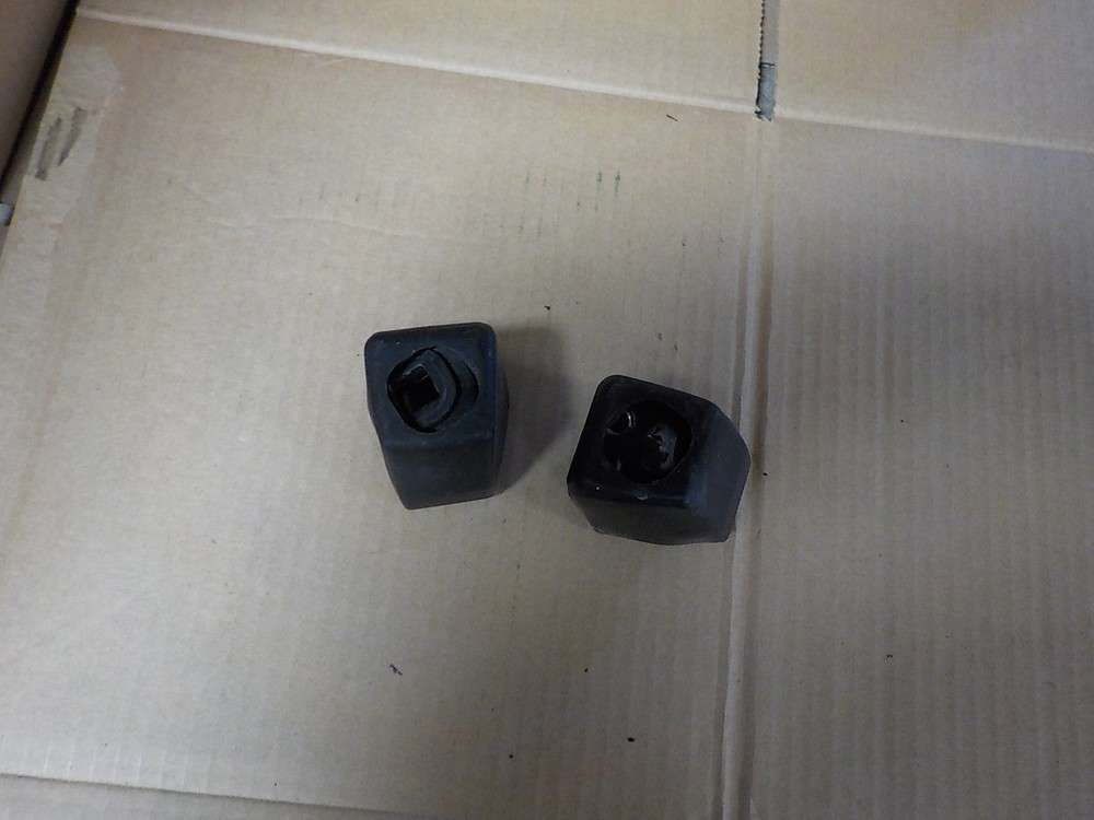 1981 Suzuki GS750E OEM Front Fork Blinker Mounts (Set 2)