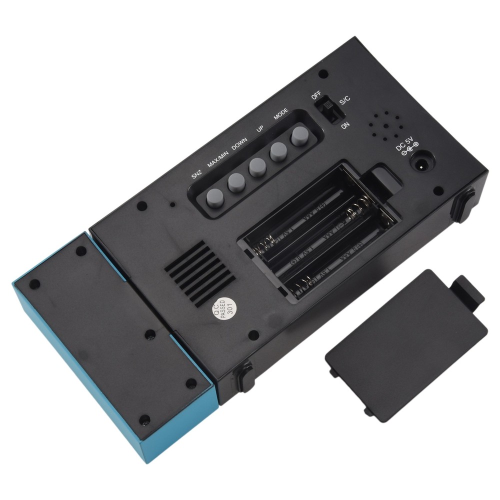 Projection Digital Alarm Clock Date Snooze Function Adjustable Angle9370