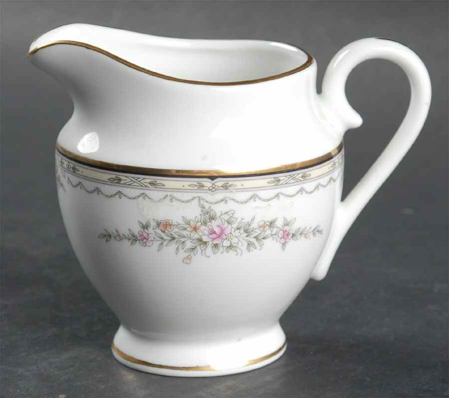 Gorham Buttercup  Creamer 171543