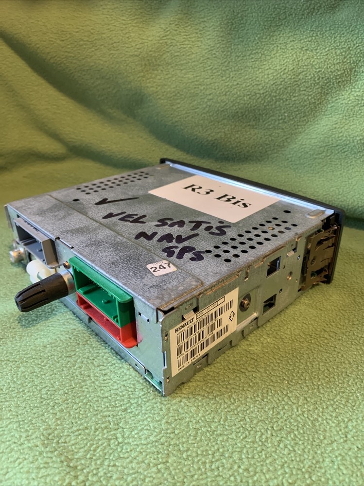 2003 RENAULT VEL SATIS NAVIGATION GPS MODULE GPS CONTROL MODULE 8200138590