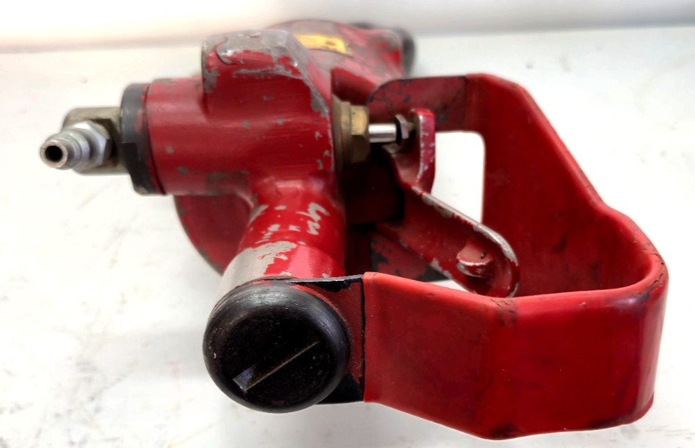Chicago Pneumatic CP-0351 Compression Rivet Squeezer