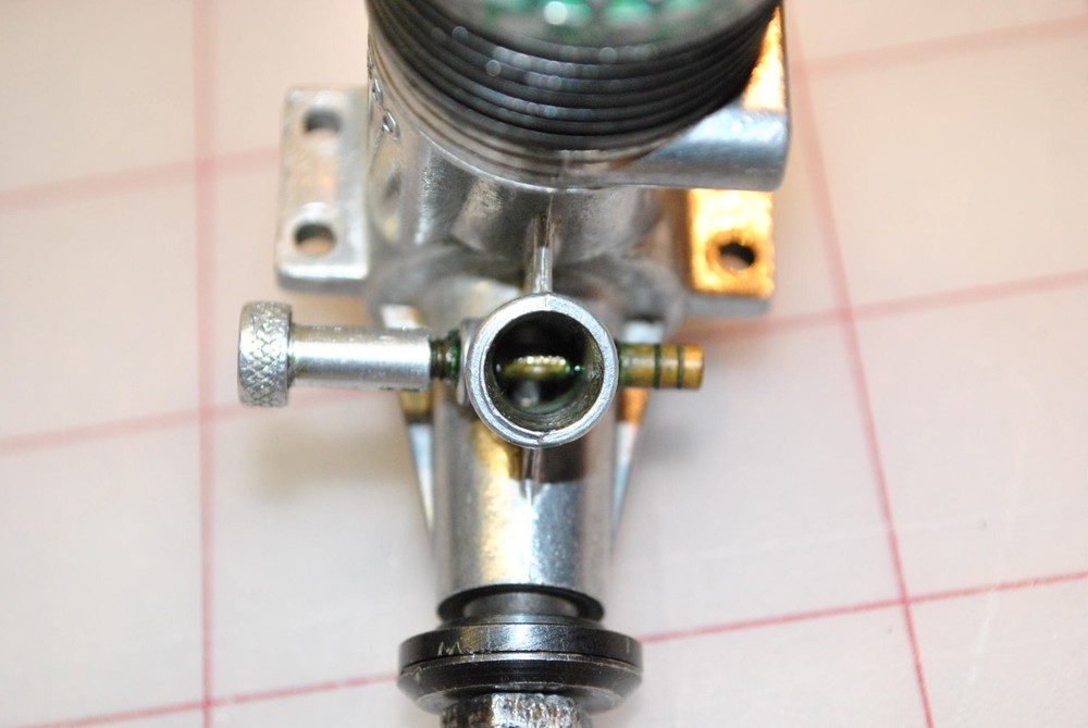 K&B TORPEDO 15 C/L MODEL AIRPLANE ENGINE, SHINY CASE, Nice!