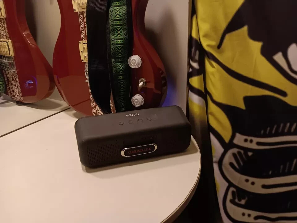 Live Sound Card + Remax Earbuds + Muse Bluetooth Speaker Bundle