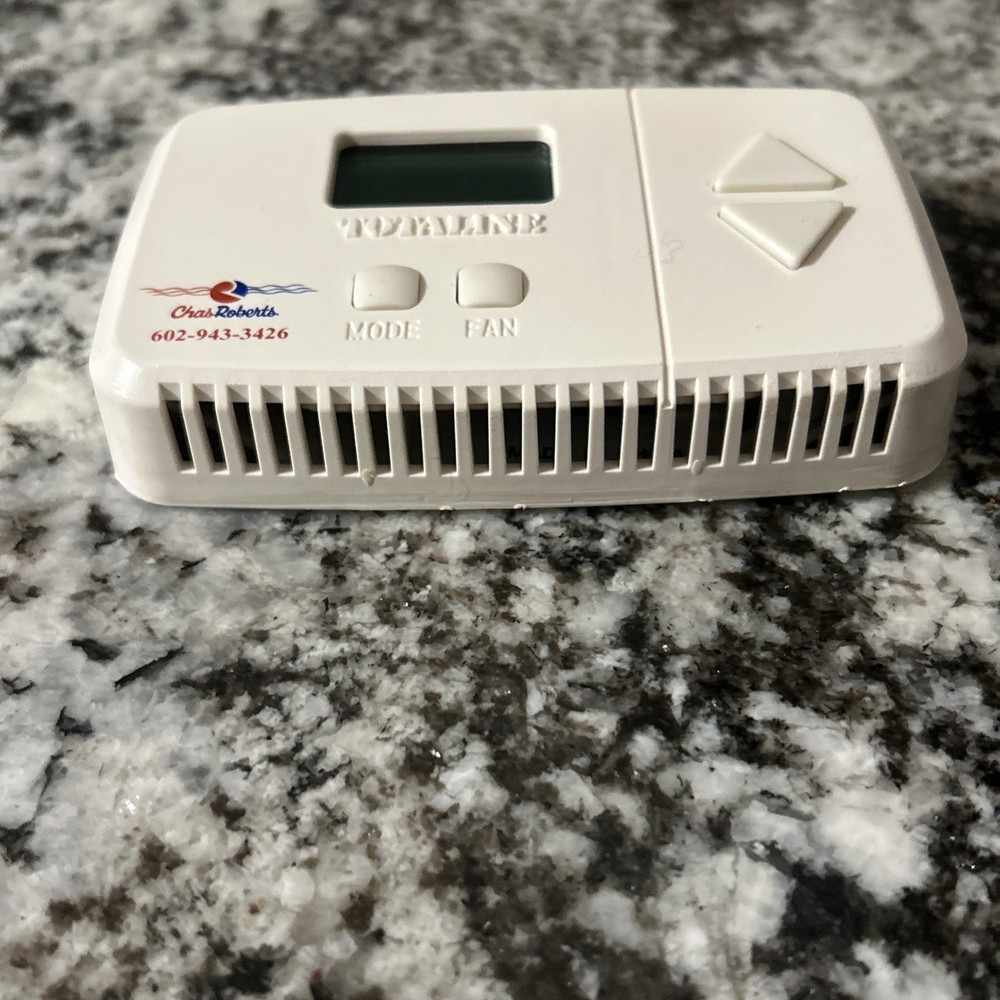 Totaline Digital Thermostat / White /TSTATCRBSS01